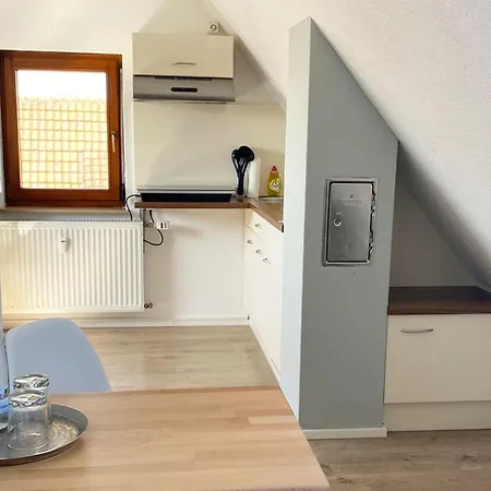 Gemuetliche 2 Zimmerwohnung Mit Tv Und Wlan *